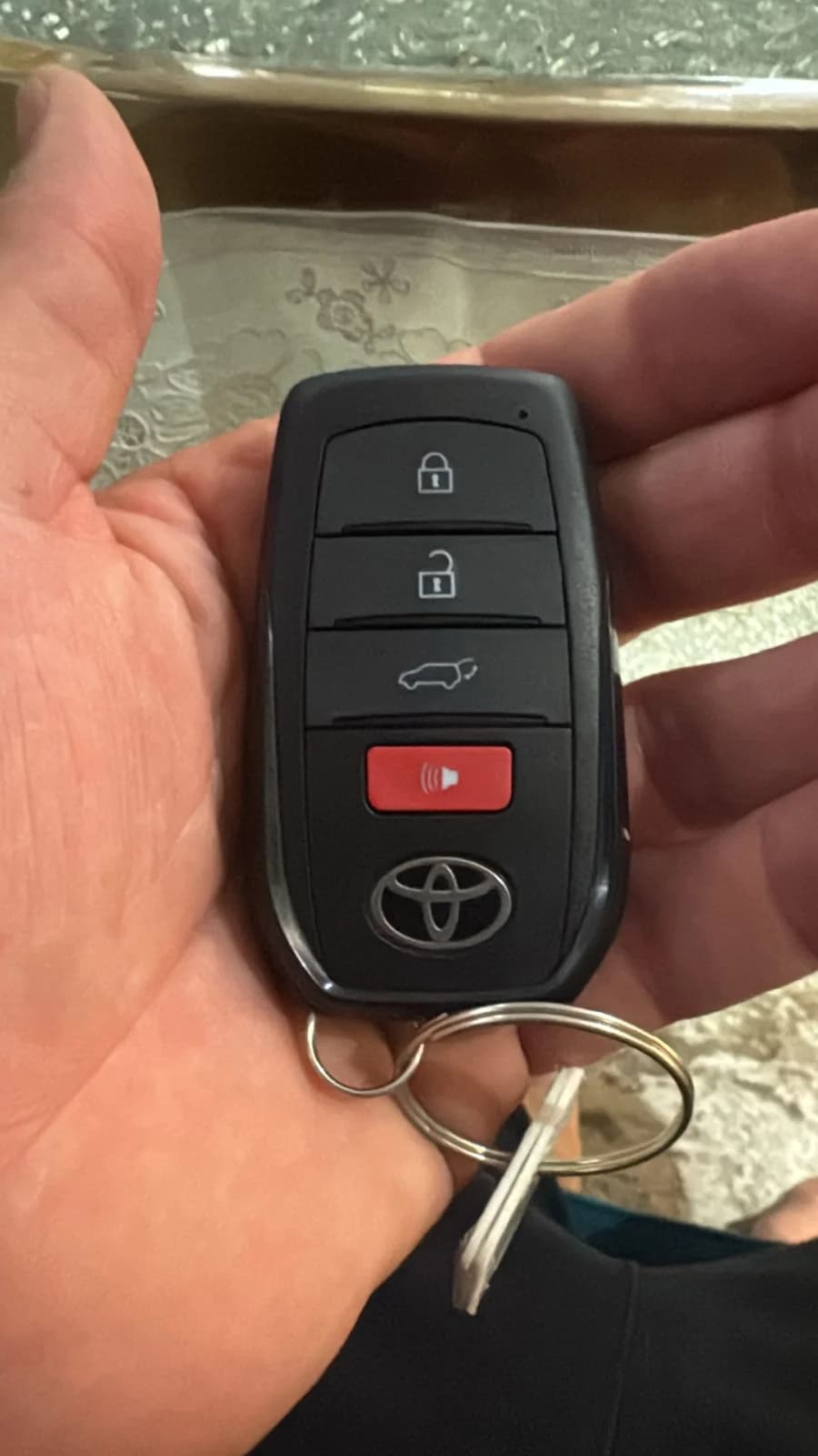 car key battery replacement